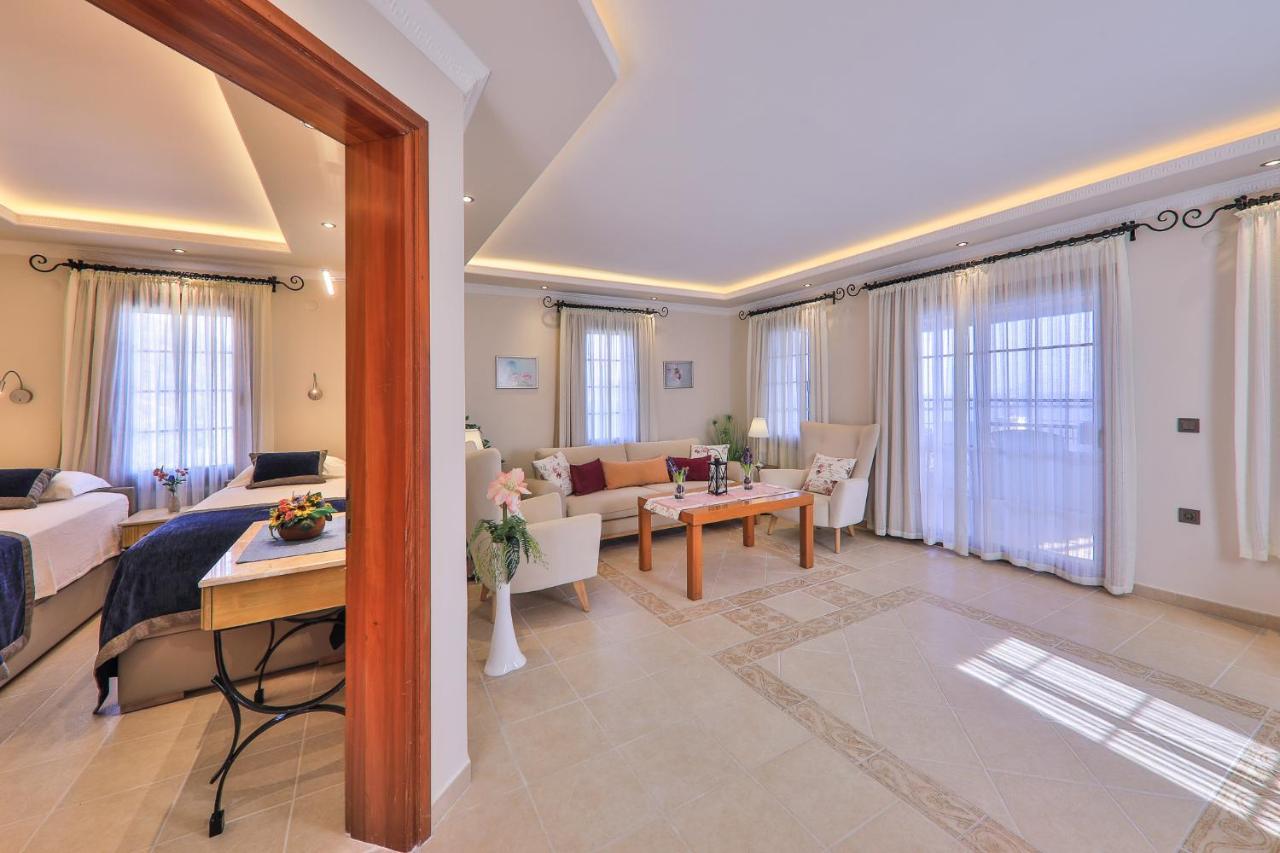 Hadrian Hotel Kaş Esterno foto