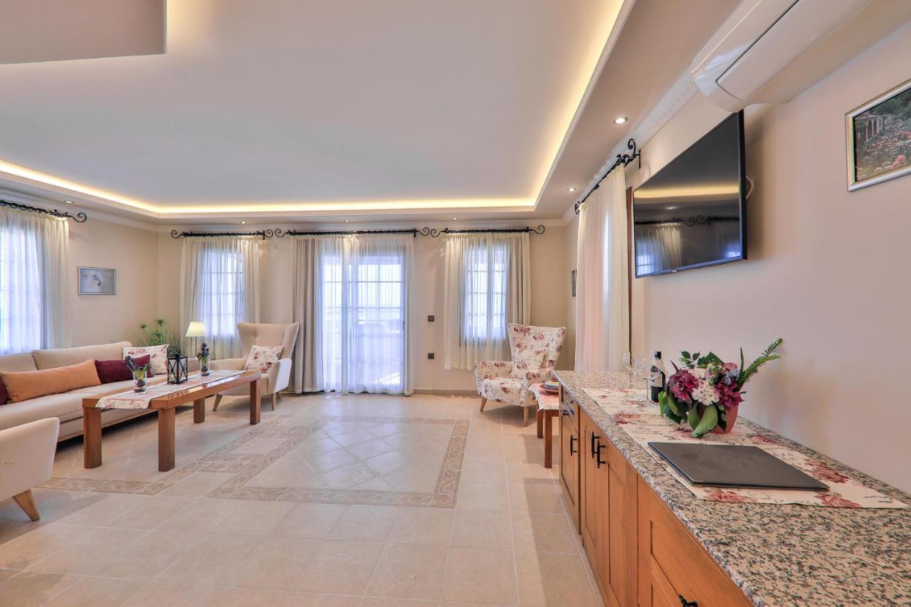 Hadrian Hotel Kaş Esterno foto